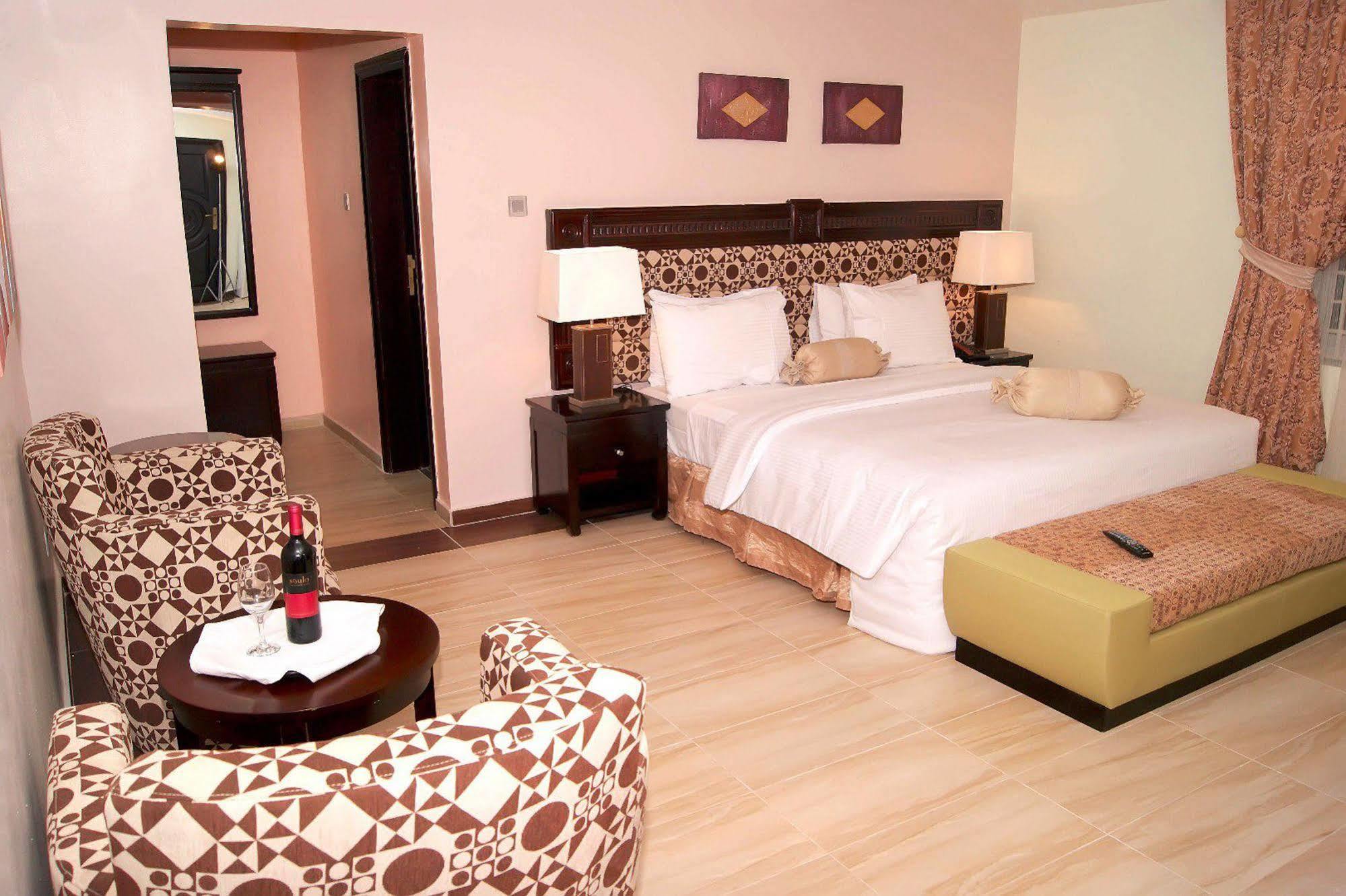 Excel Oriental Hotel And Suites Lagos Exterior foto